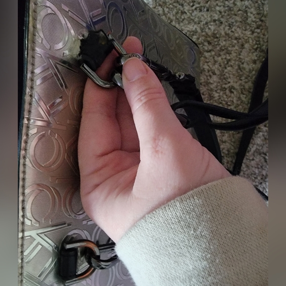 Calvin Klein purse - Picture 11 of 11